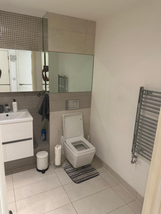 Luxury One Bedroom Apartment London Exteriör bild